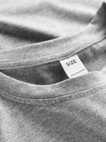 This Casual Gray Round Neck T-Shirt Features A Horse Riding Print Design, Very Suitable For Boys And Big Kids To Wear. Whether It's For Going To School, Shopping, Creating A Street Style, Or Vacationing, It Is An Excellent Choice. It Is Not Only An Ideal Daily Wear Item, But Also A Thoughtful Gift For Family And Friends. - Grey - View 6