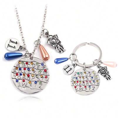 1pc European And American Popular Movie & Fantasy Story Alloy Keychain Pendant, New Year Gift, Valentine's Day Gift, Easter Gift