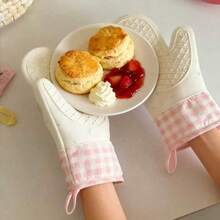 1pc Heat Resistant & Non-Slip Gloves - Kitchen Oven Gloves - Silicone Oven Mitts - Microwave Baking Tools - View 1