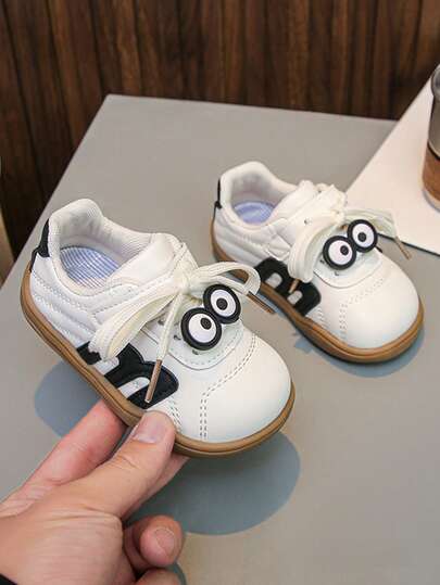 1 Pair Cartoon Baby Toddler Shoes, Children's Sneakers With Soft Non-Slip Soles, Lace-Up Design To Develop Baby's Hands-On Ability, Breathable & Comfortable, Adorable Outfit For Babies