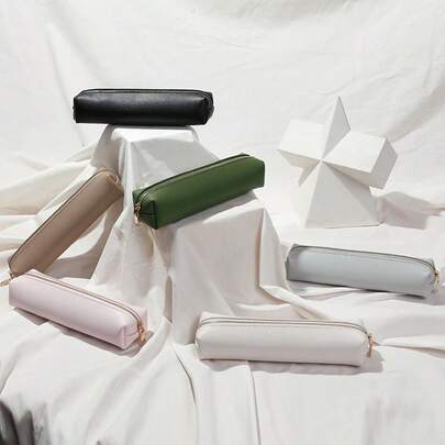 1个大容量PU皮革铅笔盒，纯色皮革笔袋，防污文具收纳袋，化妆刷收纳盒，学生铅笔盒，办公用品收纳方案，返校礼物