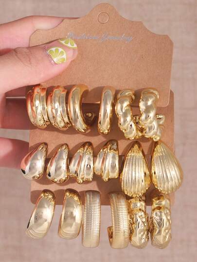 9对装厚实纯金耳环套装，低过敏性厚圆耳环，男士饰品套装，适合日常佩戴和节日场合。本产品采用ABS树脂材质，经UV镀金处理，永不褪色。