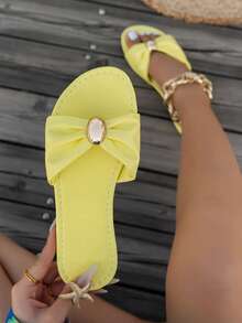 新款女士凉鞋，方头设计，时尚蝴蝶结装饰，高端金属配件，套脚款式，轻便舒适，百搭，适合居家、春夏户外活动、休闲乡村度假、街头时尚、海滩等场合。 - 黃色 - 查看 3