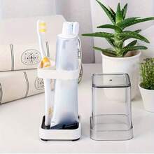 1 Giá Treo Bàn Chải Đánh Răng Gắn Tường Kèm Cốc Súc Miệng | Bộ Dụng Cụ Phòng Tắm Hiện Đại Chống Bụi | Giá Sắp Xếp Bàn Chải Đánh Răng & Kem Đánh Răng Tiết Kiệm, Phù Hợp Cho Các Cặp Đôi, Gia Đình, Ký Túc Xá và Xe Du Lịch - Xem 3