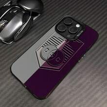 Escudo en relieve con las iniciales DSC y fondos en contraste. Esta elegante funda es compatible con Samsung, Apple, VIVO, OPPO, , Transsion, ,  y Honor. Fabricada en silicona TPU, ofrece protección contra golpes y caídas, además de una sensación superior. Es un regalo ideal para familiares, amigos y seres queridos, y la opción perfecta para San Valentín y Año Nuevo. - Negro - Ver 1