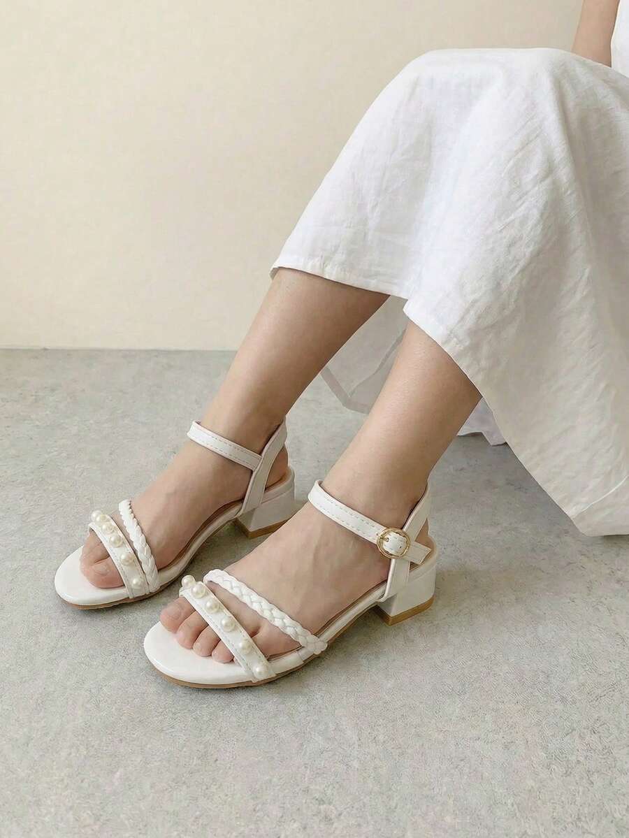 1 par de zapatos de tacón alto con suela gruesa y decoración de perlas, estilo romano, para niñas, diseñados especialmente para niños, de moda, cómodos y elegantes, adecuados para centros comerciales, salidas diarias, eventos de fiesta y actuaciones de baile, que se pueden combinar fácilmente con diversos atuendos infantiles. - Blanco - Ver 1