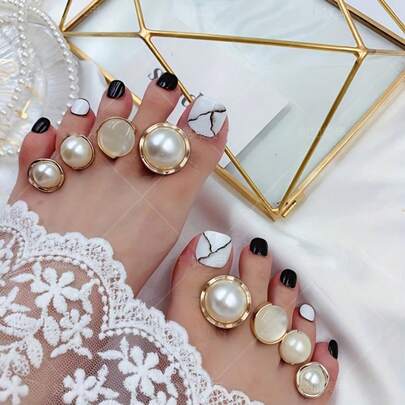 8pcs Nail Polish Separator Divider, Suitable For Fingers And Toes, New Design For Women