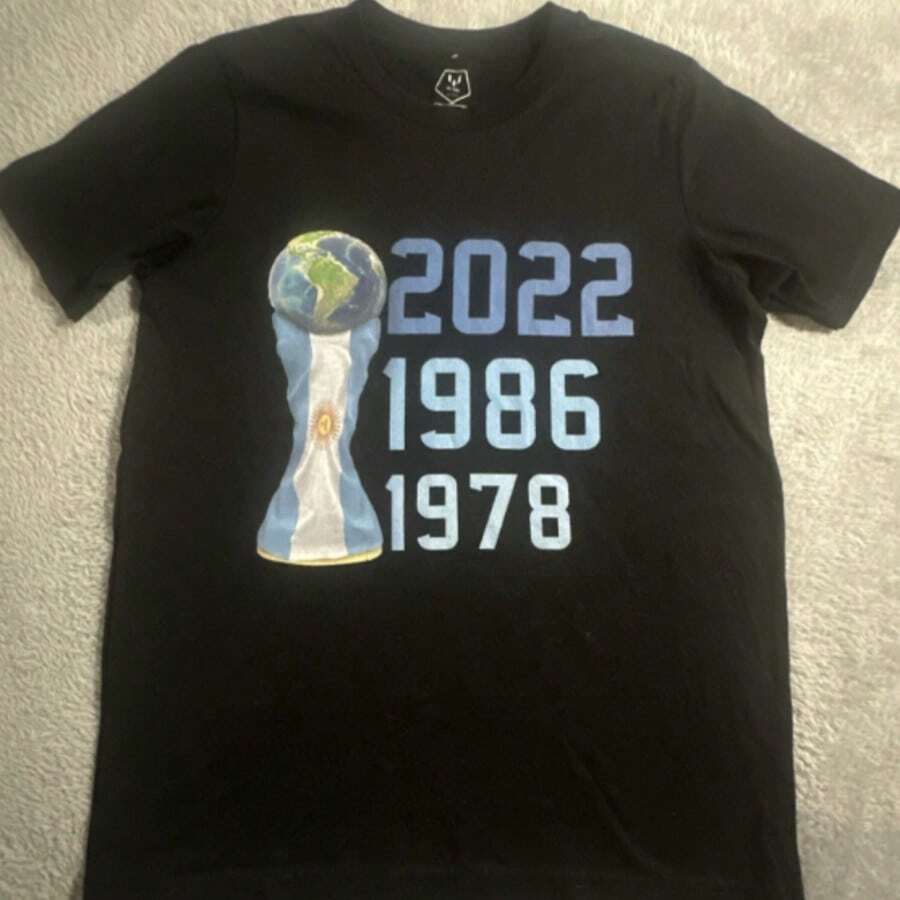 Argentina Soccer T-Shirt Black MESSIs Champions Youth Sz XL - 黑色 - 查看 1