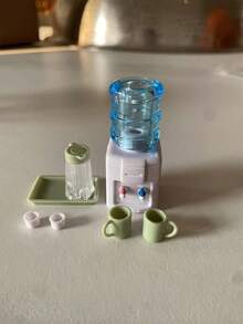 1 pezzo 1:12 Distributore d'acqua in miniatura per casa delle bambole, modello di scena di micro cibo, modello micro realistico DIY, set di bollitore d'acqua in miniatura realistico, distributore d'acqua in miniatura da tavolo, modello di micro cibo in miniatura per cucina, accessori per casa delle bambole distributore d'acqua in miniatura realistico, giocattolo di finzione distributore d'acqua in miniatura, accessorio per fotografia micro paesaggio - Multicolore - Visualizzare 5