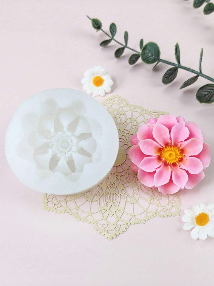 1pc Lotus Seed Head Silicone Mold, For Candle Making - White - View 1