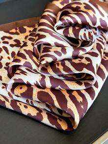 1 Stück Eleganter Vintage Leoparden-Muster leichter quadratischer Faux-Seide Schal für Damen, Boho-Stil lässiger Damen Halstuch, Schal, dünner & bequemer Kopftuch, geeignet für Frühling/Sommer Alltag und Ausflüge - Leopard Print Coffee FG292-1 - Übersicht 4