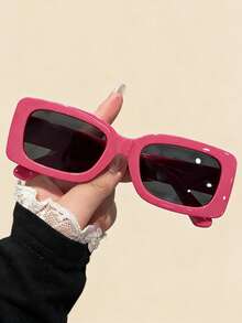 一副复古大框时尚眼镜，适合日常佩戴和度假装扮 - 彩色 - 查看 4