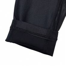 Under Armour UA 女款 Iso-Chill 跑步紧身裤，休闲裤，户外健身裤，训练裤 1374950-001 - 黑色 - 查看 9