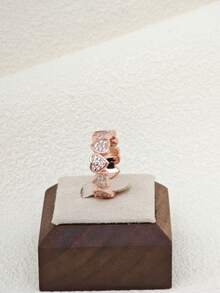 1枚双面镶嵌立方氧化锆心形开口戒指，适合女性佩戴 - 玫瑰金 - 查看 4