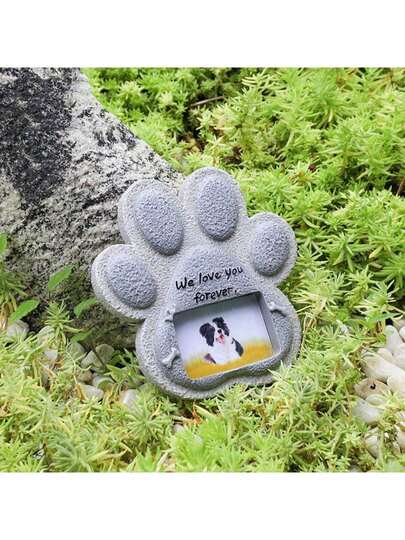 Heart-Shaped Pet Resin Memorial Monument, Suitable For Dog Or Cat Grave Marker. Though No Longer By Our Side, You Will Forever Live In Our Hearts. Suitable For Yard, Lawn, Memorial Gift For Deceased Pets.