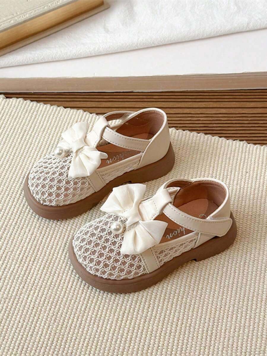 1 Pair Girls' Shoes, Children's Bowknot Hollow-Out Princess Shoes, Versatile Little White Shoes, Toddler Hook And Loop Performance Shoes