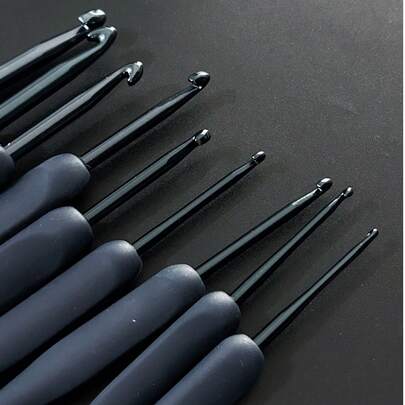 1 Set Ergonomic Crochet Hooks - 9 Sizes, 2.0-6.0mm, Soft Grip Handle, Blue Silicone, Comfortable Wool Sweater Knitting Tools