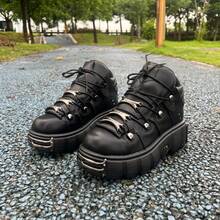 Punk Style Pure Black Unisex Chunky Platform Sneakers Metal Decoration Vintage Light Lace-Up Leather Single Shoes - màu đen - Xem 10