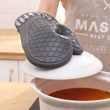 1pc Heat Resistant & Non-Slip Gloves - Kitchen Oven Gloves - Silicone Oven Mitts - Microwave Baking Tools - View 2