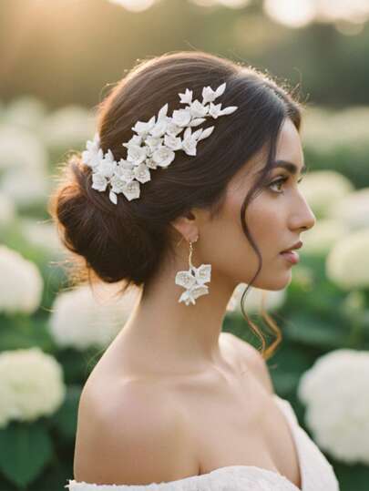 Fairy Style Handmade White Flower & Faux Pearl Decor Bridal Hair Vine With Matching Earrings Set, Romantic Floral Wedding Hair Accessories For Women