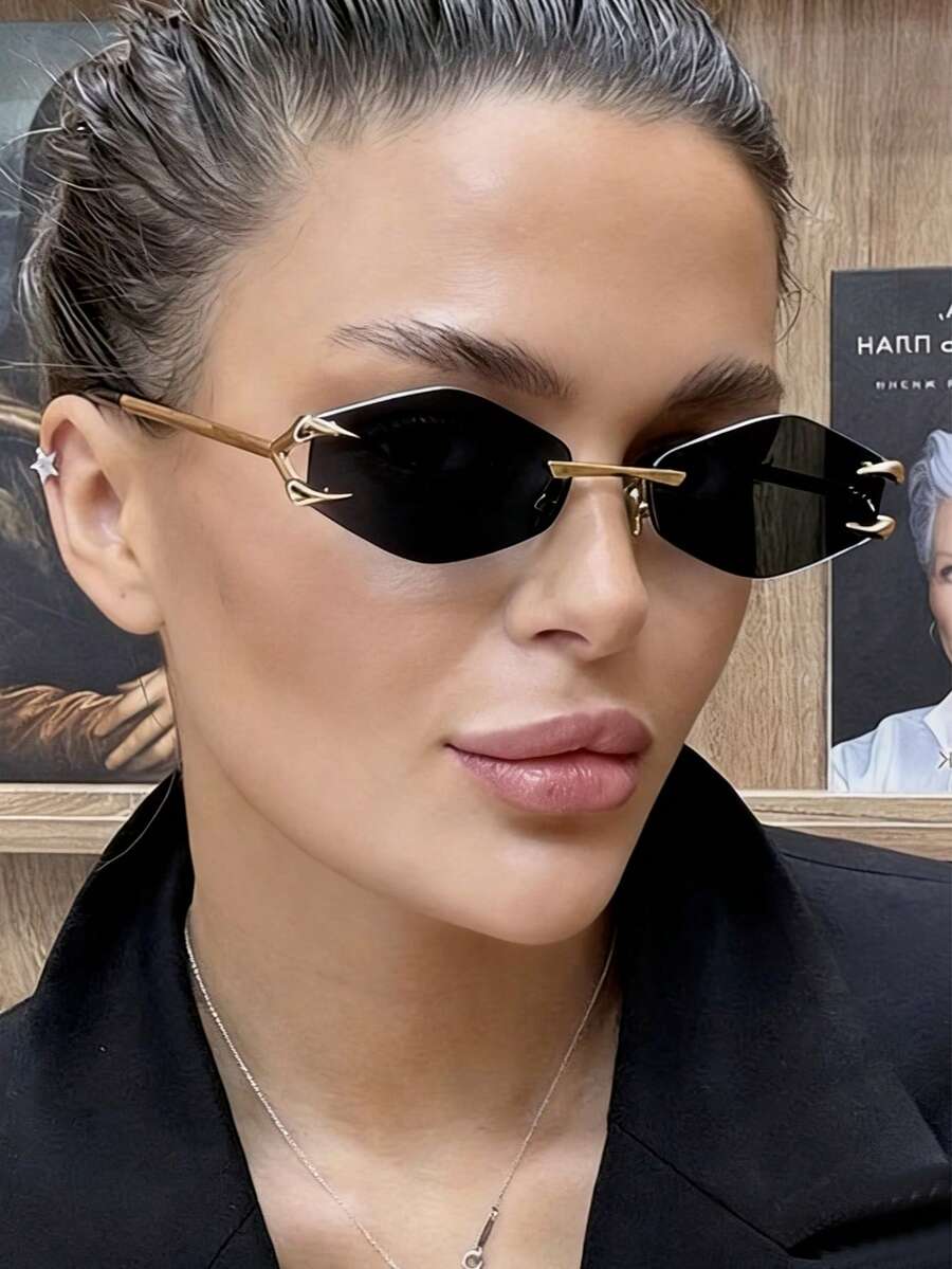 黑色和金色菱形复古时尚无框眼镜，男女通用，适合驾驶、度假、旅行、搭配时尚服饰，适用于任何场合。