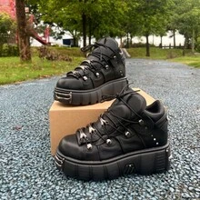 Punk Style Pure Black Unisex Chunky Platform Sneakers Metal Decoration Vintage Light Lace-Up Leather Single Shoes - màu đen - Xem 1