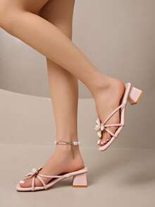 2025夏季新款法式粗跟仿珍珠花朵绑带凉鞋，露趾百搭中跟女式拖鞋 - 粉色 - 查看 5