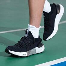Under Armour Zapatillas deportivas ligeras HOVR Phantom 3 para hombres, zapatillas de running con amortiguación suave - Negro - Ver 7