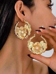 1 Pair Women Exaggerated Big Node Hoop Earrings - 黃金一號 - 查看 2