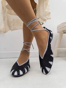 VIKIVIKI SHOES Women's Flat Ballerina-Style Shoes With A Woven Design And Pointed Toe, Featuring Wrap-Around Laces At The Ankle. These Lightweight And Elegant Women's Shoes Are Perfect For Summer, Everyday Wear, Walks, And Vacations. Their Modern Bohemian Style Is Easy To Pair With Dresses, Skirts, And Comfortable Seasonal Casual Looks. - 黑色 - 查看 5