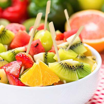 10/50/100/200/300/400/500pcs Natural Bamboo Flat Skewers, Barbecue Sticks For Outdoor Grilling, BBQ, Party Appetizers, Fruit, Cheese, Camping, Picnic, Weddings, Birthdays, Buffets