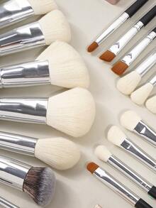 MAANGE 25 Piece Professional Makeup Brush Set, Complete Makeup Set, Soft Fiber Makeup Tools Suitable For Powder And Liquid, Beauty Brush Gift Set Suitable For Women And Girls, Travel Makeup Brush Set - Black - View 10