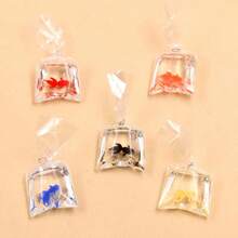 5pcs New Resin Goldfish Shaped Pendant, Random Design DIY Clothing Accessories - Multicolor - View 4
