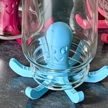 Here Comes The 1-Piece Freestanding Water Bottle Drain Rack! Water Bottle/Wine Glass/Mug Drain Quickly, Compact Does Not Occupy An Area, Sanitary And Easy To Clean, Kitchen Storage Is A Good Helper! - Multicolor - View 7