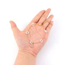 1件新款时尚字母吊坠金色不锈钢五花链项链，女士款 - 金黃色 - 查看 3