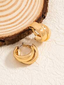 1 Pair Fashionable Retro C-Shaped Earrings, Suitable For Festivals, Parties, And Daily Wear - Gold - View 3