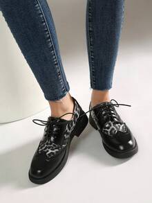 Brogue Women's Round Toe Thick Sole Lace-Up Shoes, Leopard Print Patchwork Office Casual Chunky Loafers - Silver - View 4