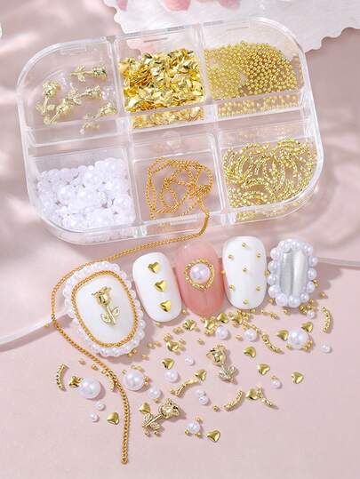6款3D美甲饰品套装，奢华金色金属玫瑰心形吊坠搭配白色珍珠和串珠，多款链条美甲装饰套装，适用于亚克力指甲DIY美甲设计