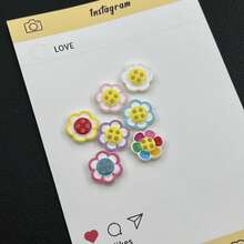 20/24/50 Stück 1,5cm/0,59 Zoll Regenbogen Malerei Stil bunte Pflaumenblüten Punkt Öl Vier-Loch Harz Kunststoff Nähknöpfe, geeignet für Bekleidungszubehör Kleider, Jacken, Hemden, Pullover DIY, Puppen, Handyhülle Dekorationen - Mehrfarbige Pflaumenblüten - Übersicht 9