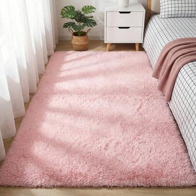 A Soft Plush-Textured Plush Area Rug, Machine Washable, Suitable For Year-Round Home Decor In Hallways, Bathroom Entrances, Living Rooms, Bedrooms, And More. Its Soft Material Is Easy To Maintain And Can Be Machine Washed.