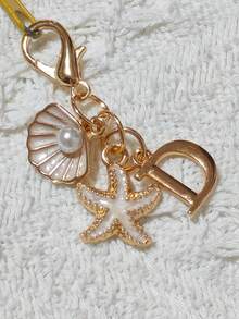 Bohemian Style Gold Letter Keychain With Shell And Starfish Decor, A-Z Letters Available, Beach And Holiday Themed Accessory, Ideal Gift For Friends, Students, Family, Beach Lovers, Vacation Essentials, Boho Fashion Accessory Suitable For Travel, Summer And Daily Use Personalized Keychain Gifts For Mother, Father, Graduation, And Teacher - Multicolor - View 23