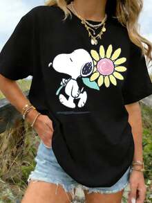 SNOOPY Cute Holding Big Flower Retro Cartoon Short Sleeved T Shirt Creating Summer Denim Shorts Lazy Casual Style Outfit - Black - View 1