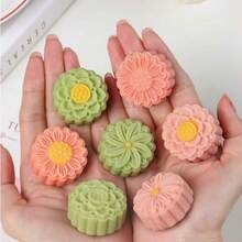4 Sets Of Chrysanthemum-Shaped Mooncake Molds, Non-Stick Cartoon Green Bean Ice Cream Molds, Handcrafted Baking Tools. - View 9