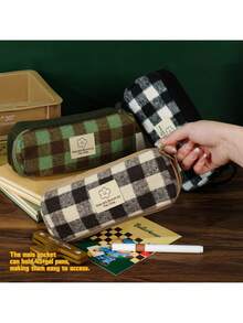 1 chiếc hộp đựng bút kẻ caro dung tích lớn, túi đựng bút cầm tay, ví đựng tiền xu dễ thương và đa năng, túi đựng mỹ phẩm, túi đựng phụ kiện, hộp đựng văn phòng phẩm cho học sinh. - hộp đựng bút chì - Xem 4