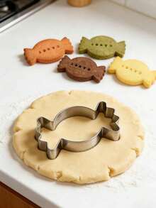 1pc Stainless Steel Candy Shaped Cookie Cutter, Creative Cartoon Biscuit Mold, Fruit Cutting Mold For Baking - View 1