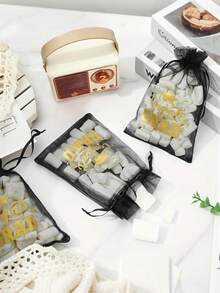 20 pièces/10 pièces/1 pièce Sacs en organza pour remise de diplôme, sacs à cordon de souvenirs de remise de diplôme - Design "Congrats Grad" noir et or, sacs à bijoux et bonbons à cordon avec motif d'étoile et de diplôme, sacs en organza transparents, convient pour les fournitures de fête et la décoration de célébration de remise de diplôme - A - Voir 6