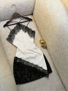 Women's Elegant Lace Patchwork Camisole, Sleeveless Vest, Casual Urban Style, Suitable For Spring/Summer, Black & White Color Block, Vintage Romantic, Versatile For Holiday, Commute - White - View 2