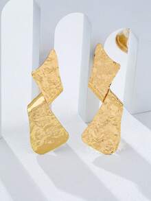 1 Paar übertriebene goldene asymmetrische Hohlohrringe für Frauen - Goldene, unregelmäßig geknotete Ohrringe - Übersicht 5
