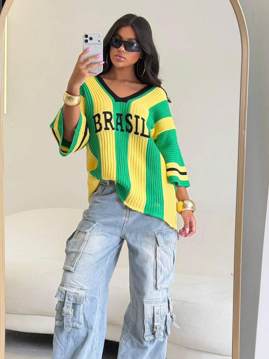 Women's Green And Yellow Brazil Knit Blouse – Oversized Sweater With Flare Sleeves, World Cup Style - 彩色 - 查看 1