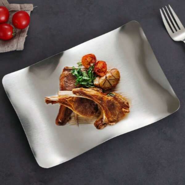 Vintage Stainless Steel Square Wavy Plate With Distressed Effect, Suitable For Outdoor Camping And BBQ, Can Be Used As Meat Serving Plate Or Shallow Dish